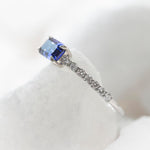 Anillo de Compromiso Laboratorio Diamante y Zafiro Lab Baguette