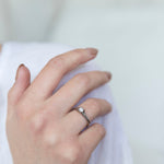Anillo de Compromiso Laboratorio Solitario Doble Brazo