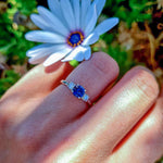 Anillo de Compromiso Tres Piedras Diamante y Zafiro