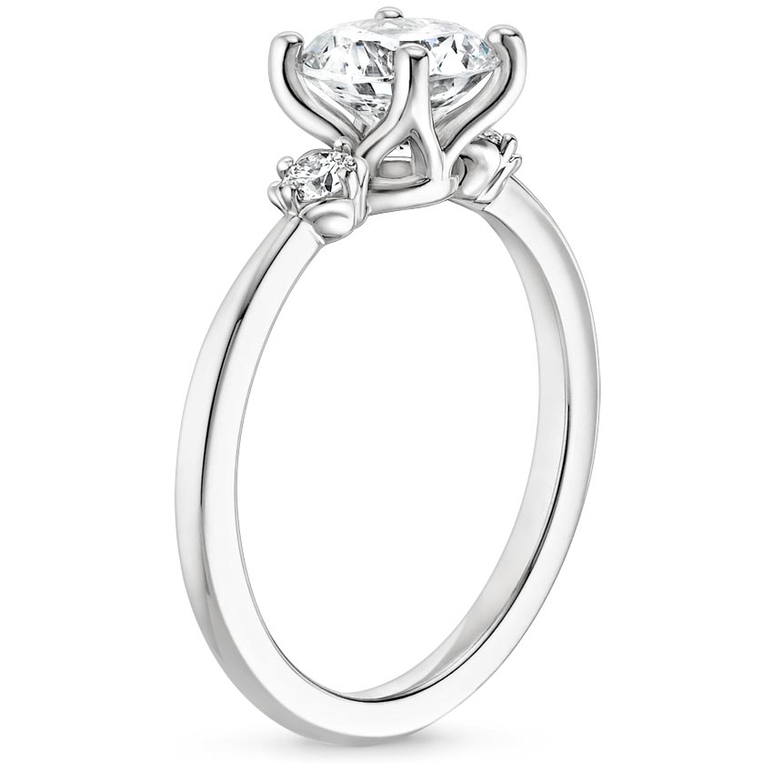 Anillo de Compromiso Tres Piedras Floral