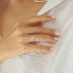 Anillo de Compromiso Medio Cintillo Diamantes Zahara