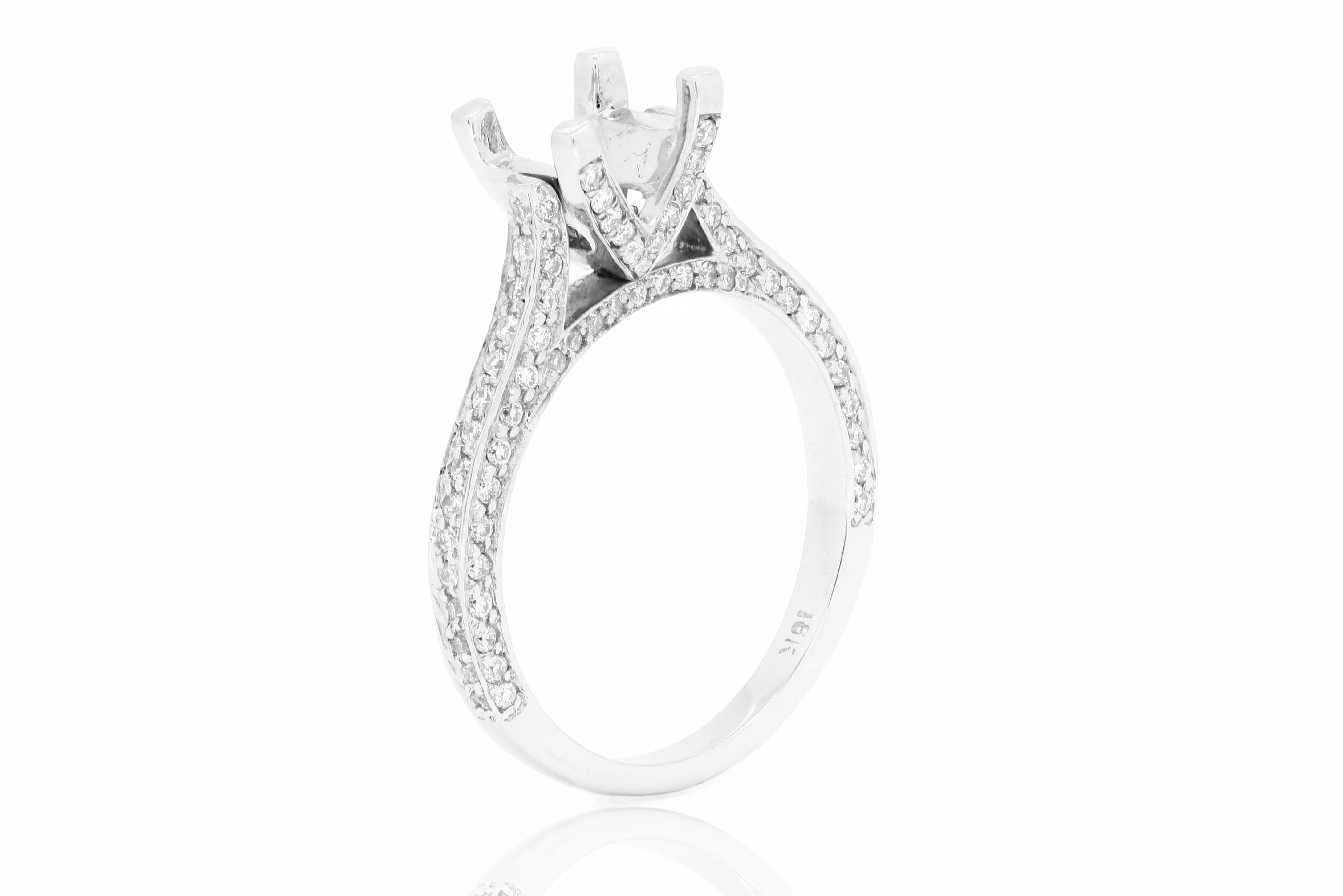 Cómo Elegir el Engaste de un Anillo de Diamante