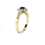 Anillo De Compromiso Halo Zafiro Azul Baguette Hal-018 Oro Amarillo 18K Redondo 0.5 Zafiro Azul Cultivado en Laboratorio