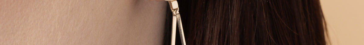 Aros de Oro Amarillo 14K con Perla Natural