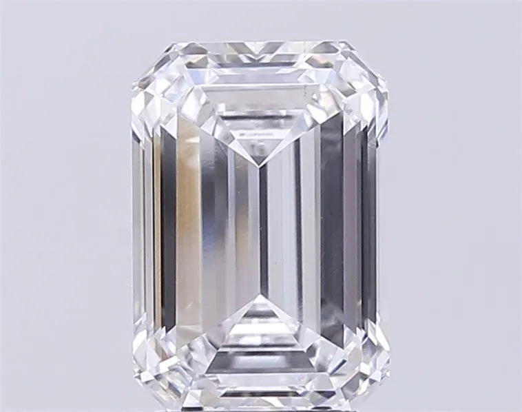 3.72ct Emerald Lab Grown Diamond (Colour D, Clarity VS1, IGI Certified)