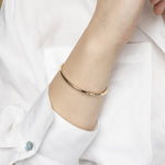 Brazalete Hueco de Oro Amarillo 14K – Pulido y Liviano 5.5 x 6.5cm