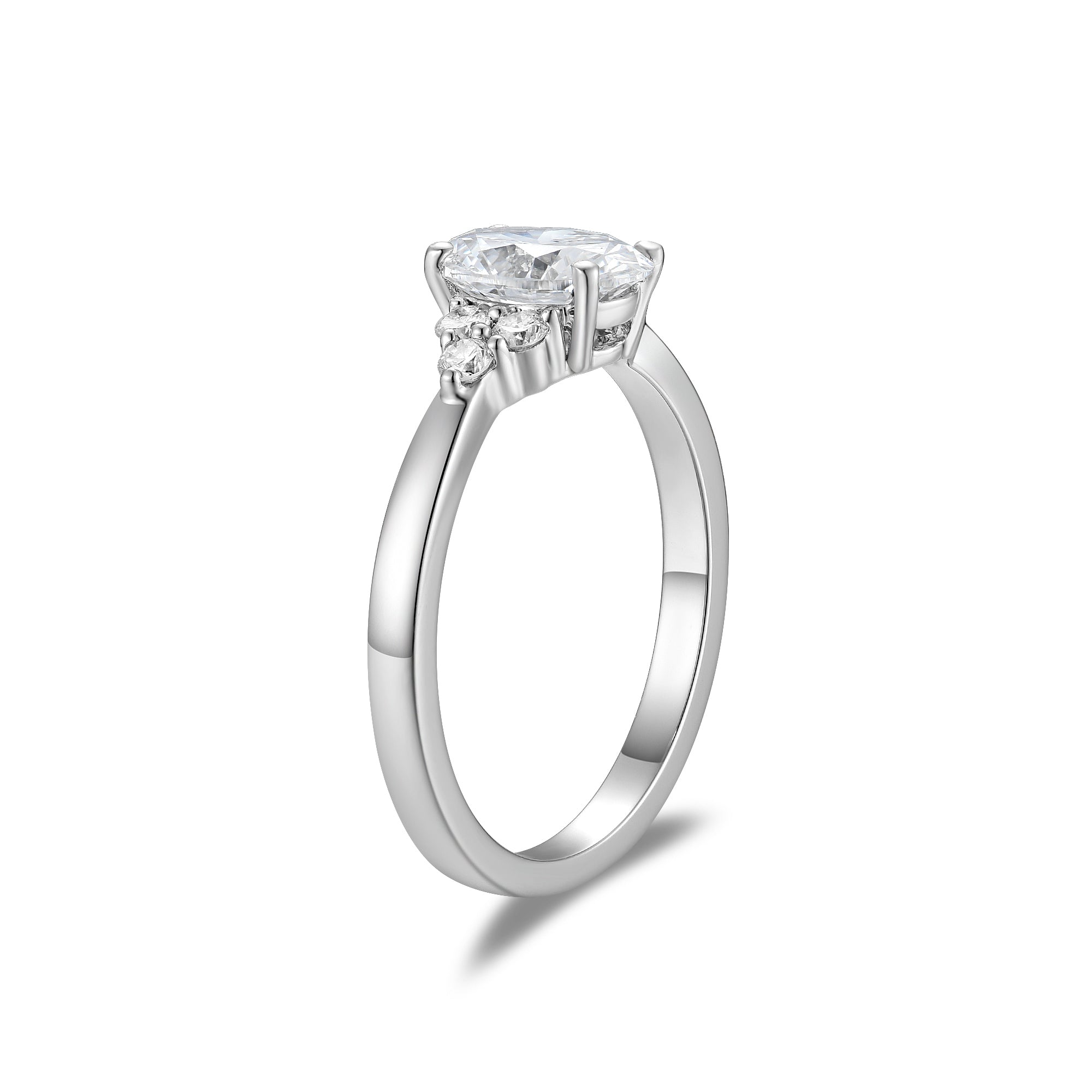 Anillo de Compromiso Laboratorio Solitario Oval Sharon