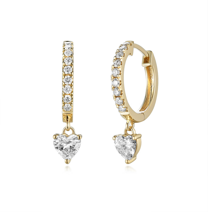 Aros de Argolla con Diamantes de Laboratorio en Forma de Corazón en Oro 14K