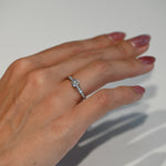 Anillo de Compromiso Solitario Pave Akira