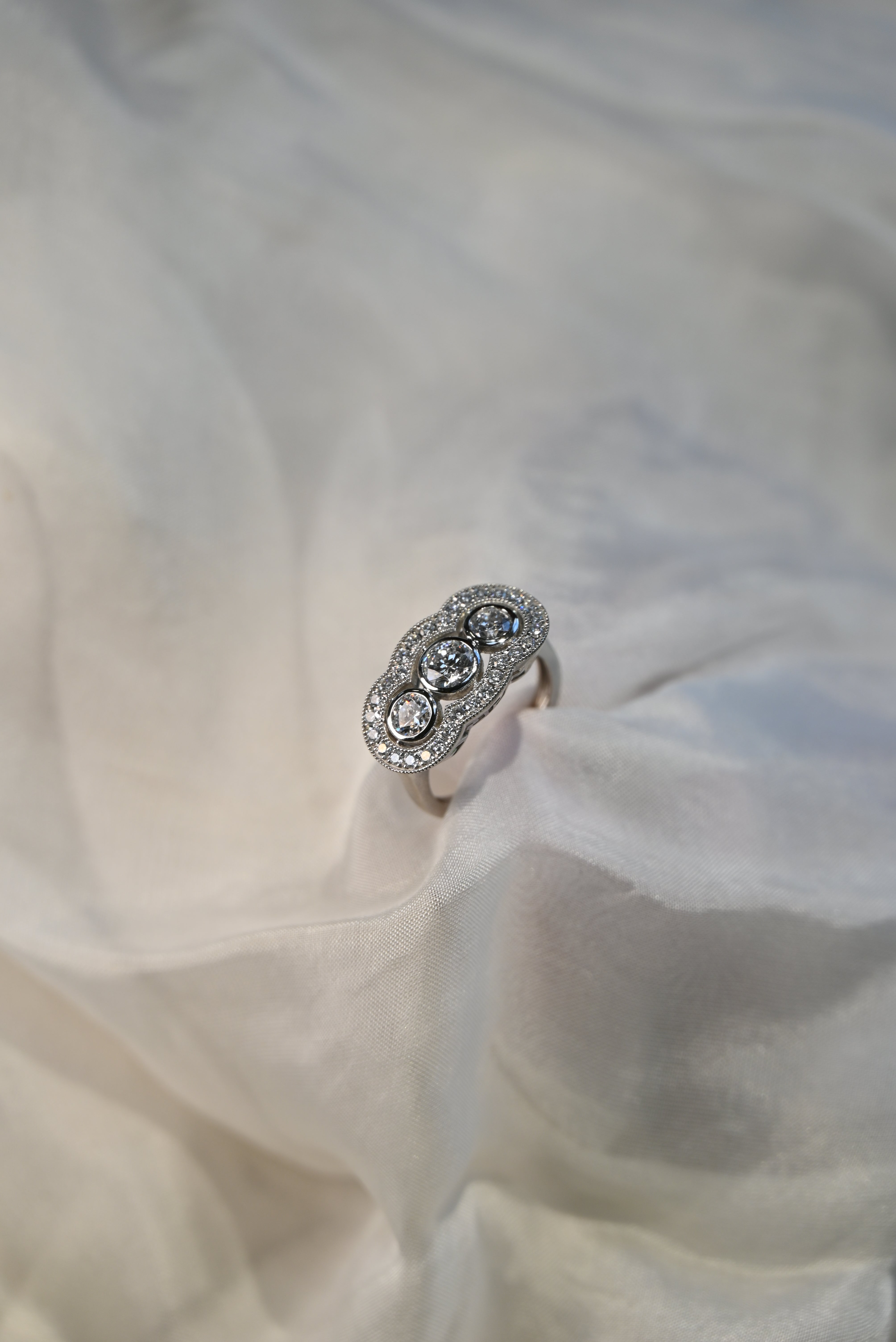 Anillo de Diamantes Tres Piedras Valeria