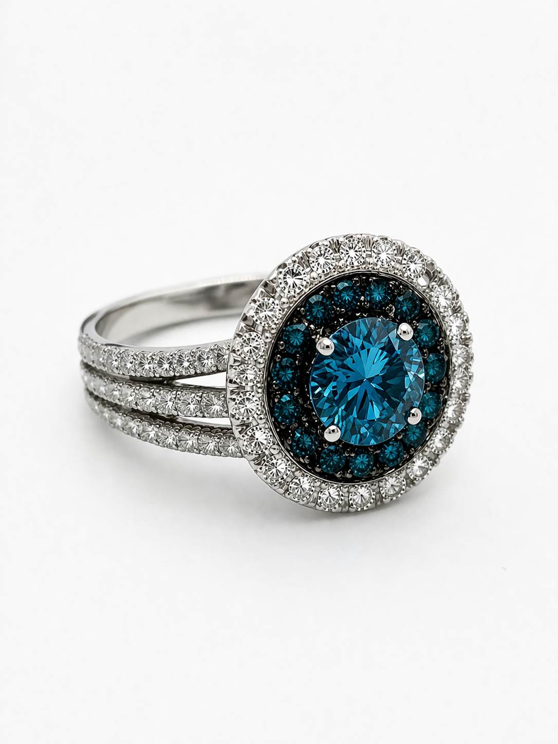 Anillo Halo Diamante Azul en Platino | Diamantes de Laboratorio IGI
