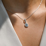 Colgante de Diamantes y Aguamarina Gota