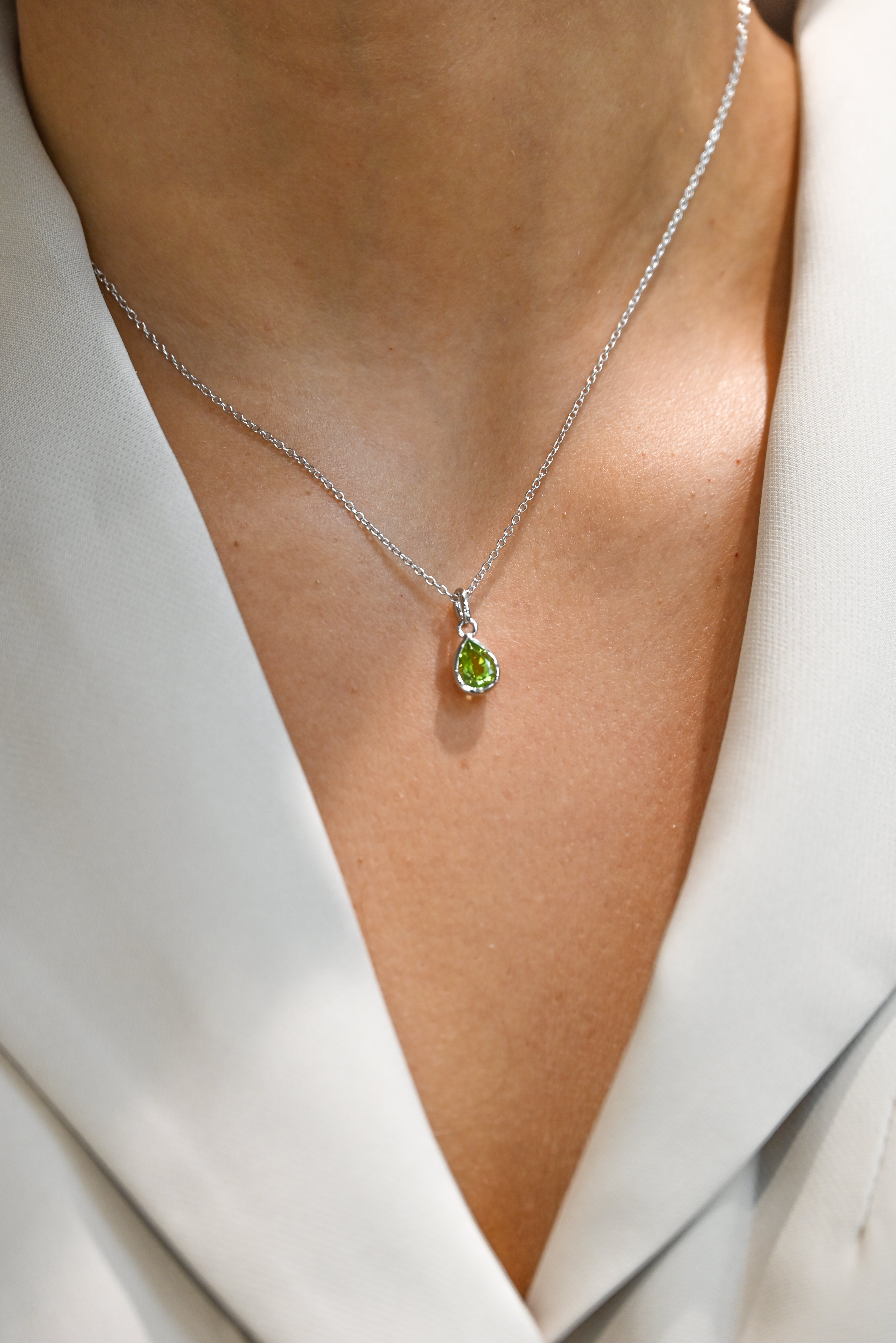Collar Peridoto Plata 925 – Colgante Lágrima