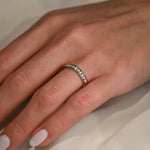 Anillo de Compromiso Medio Cintillo Alessia
