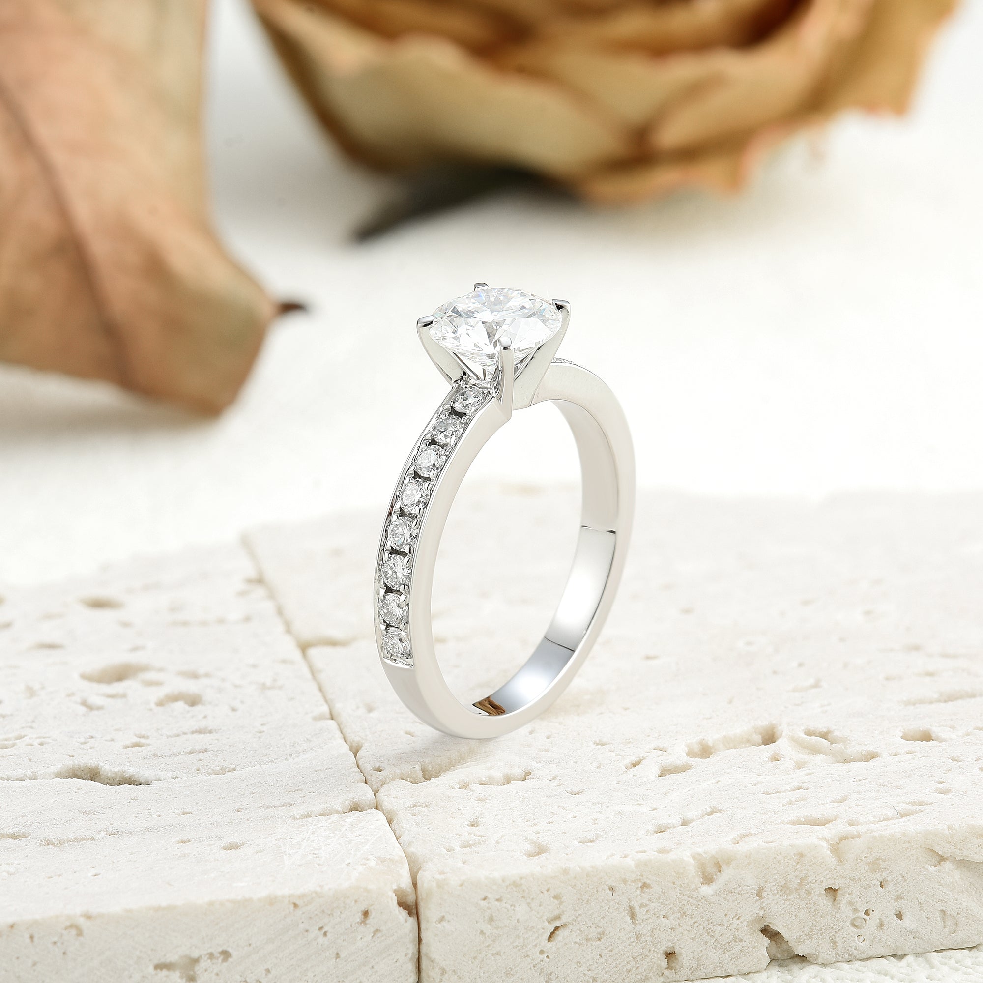 ANILLO DE COMPROMISO GRANITO CLÁSICO