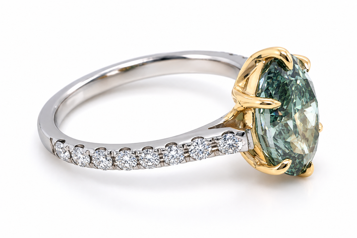 Anillo Solitario Pavé con Diamante Verde Fancy Green de Laboratorio 3.16 ct
