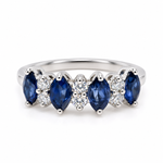 Anillo Quintillo de Zafiros Azules y Diamantes en Platino