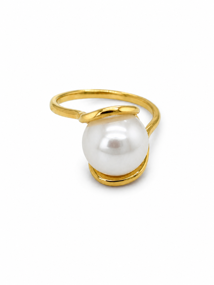 Anillo Solitario de Perla en Oro Amarillo 18K | Diseño Clásico Elegante