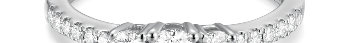 Anillo de diamantes tres piedras Glam - KONSENS